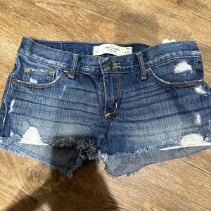 Medium wash Abercrombie and Fitch low rise short shorts distressed size 2